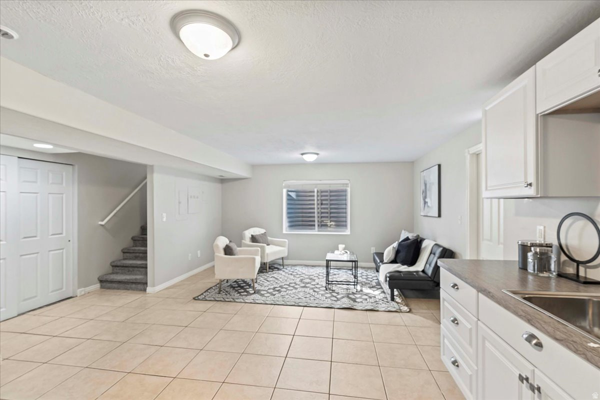 DAYBREAK - Residential