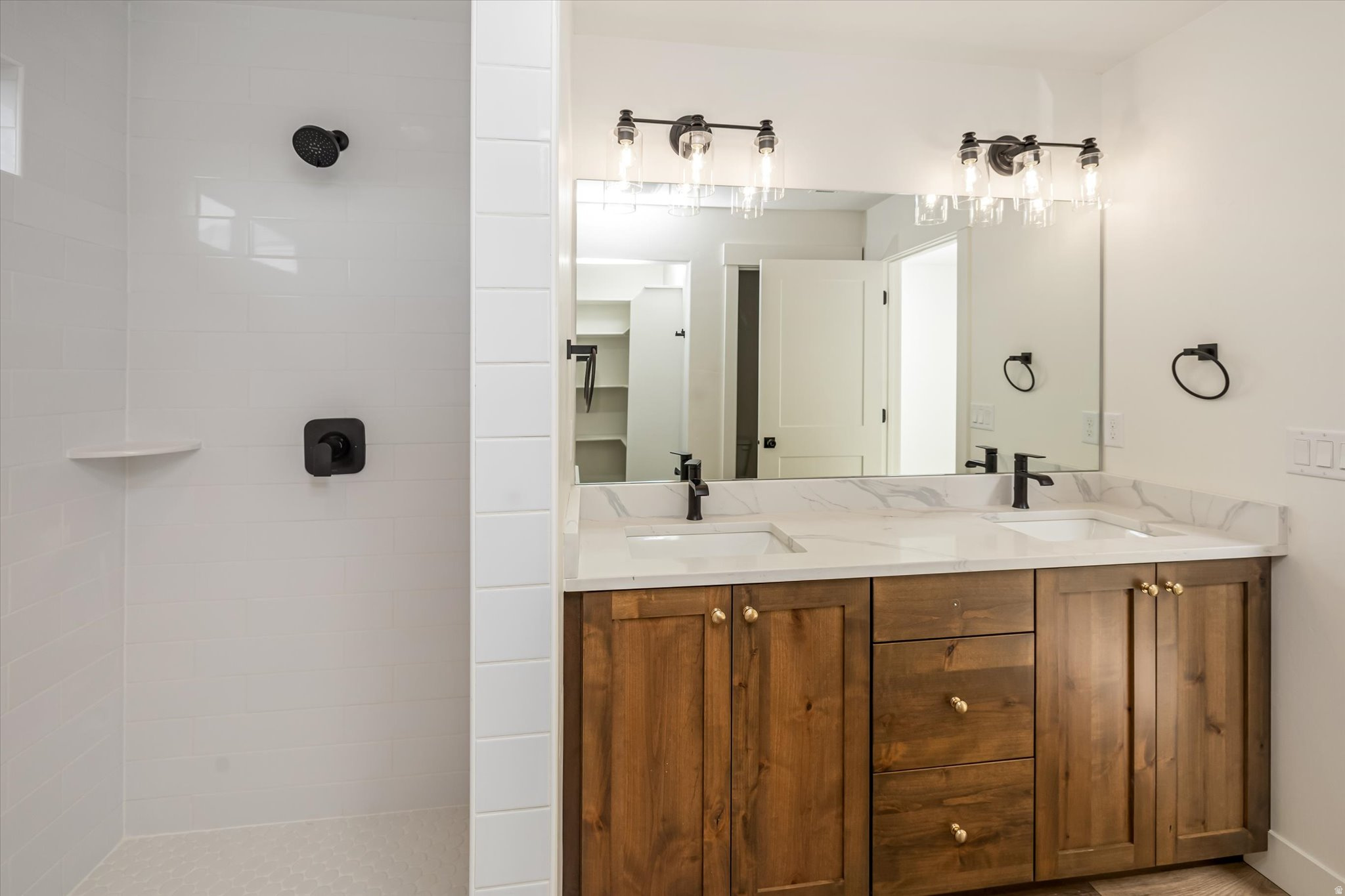 ASHLEE MEADOWS - Residential