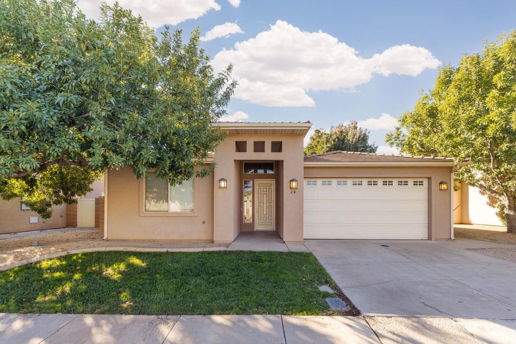 Photo for 1160 S WASHINGTON RD #24, Washington, UT 84780 (MLS # 2120482)