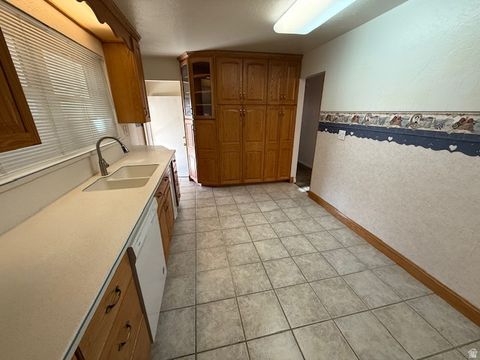 Tiny photo for 988 E PLATINUM WAY S, Sandy, UT 84094 (MLS # 2125667)
