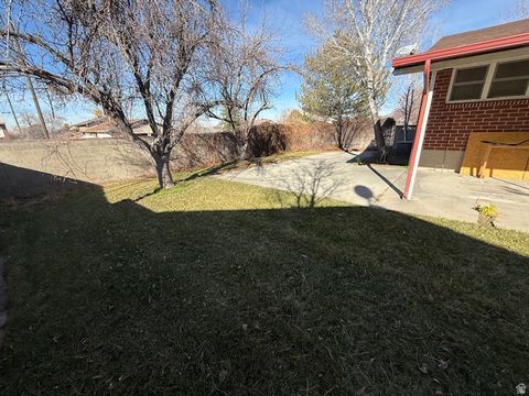 Tiny photo for 988 E PLATINUM WAY S, Sandy, UT 84094 (MLS # 2125667)
