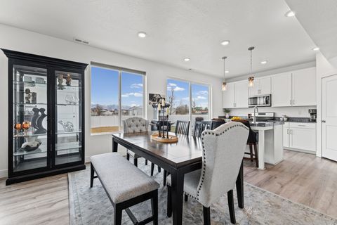Tiny photo for 2735 S SHORELINE DR, Syracuse, UT 84075 (MLS # 2133685)