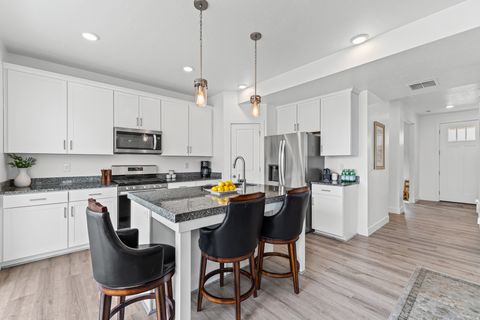 Tiny photo for 2735 S SHORELINE DR, Syracuse, UT 84075 (MLS # 2133685)