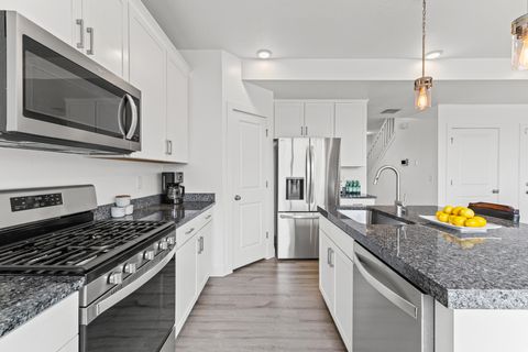 Tiny photo for 2735 S SHORELINE DR, Syracuse, UT 84075 (MLS # 2133685)