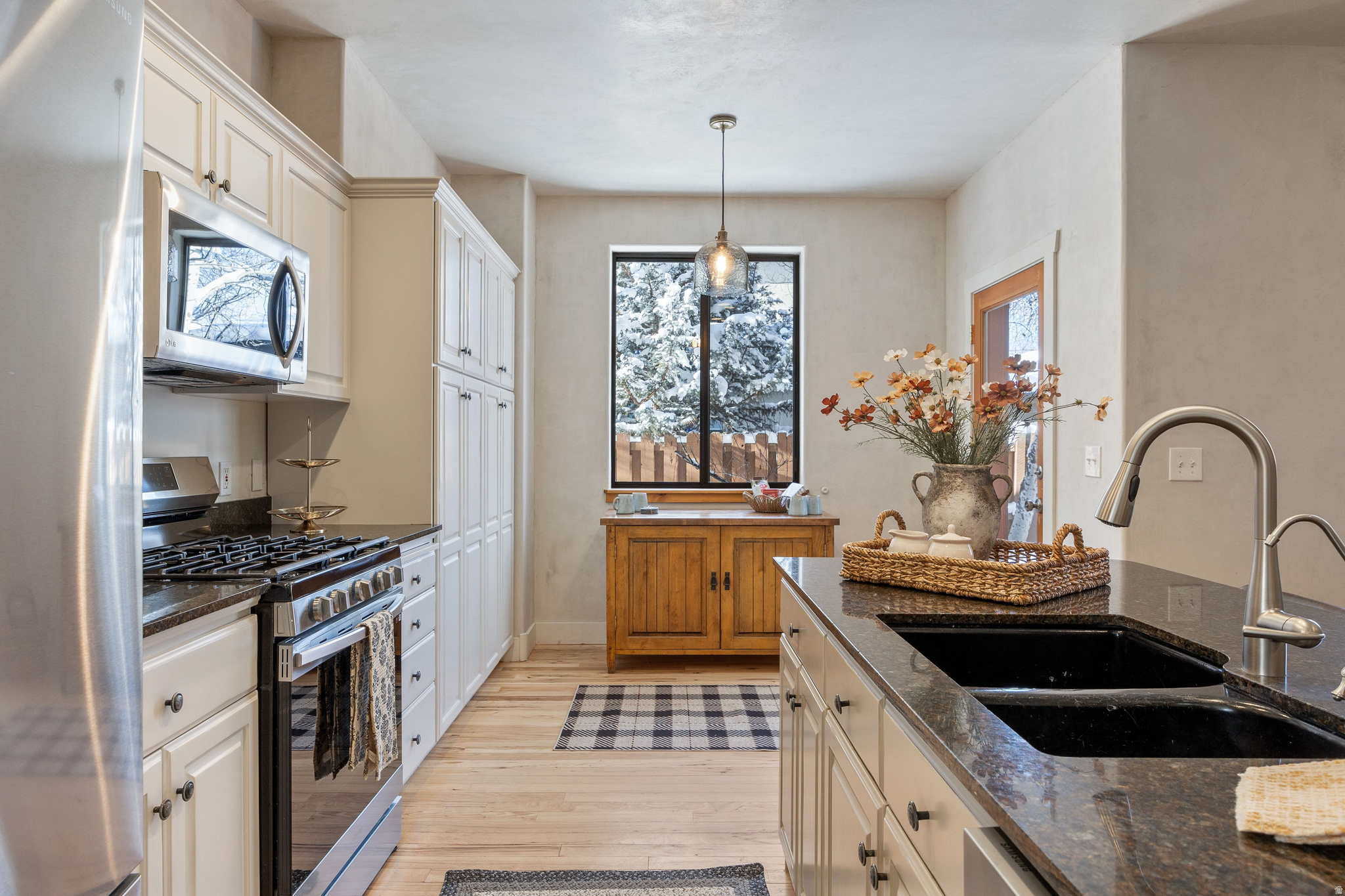 BLACKHAWK STATION - Residential