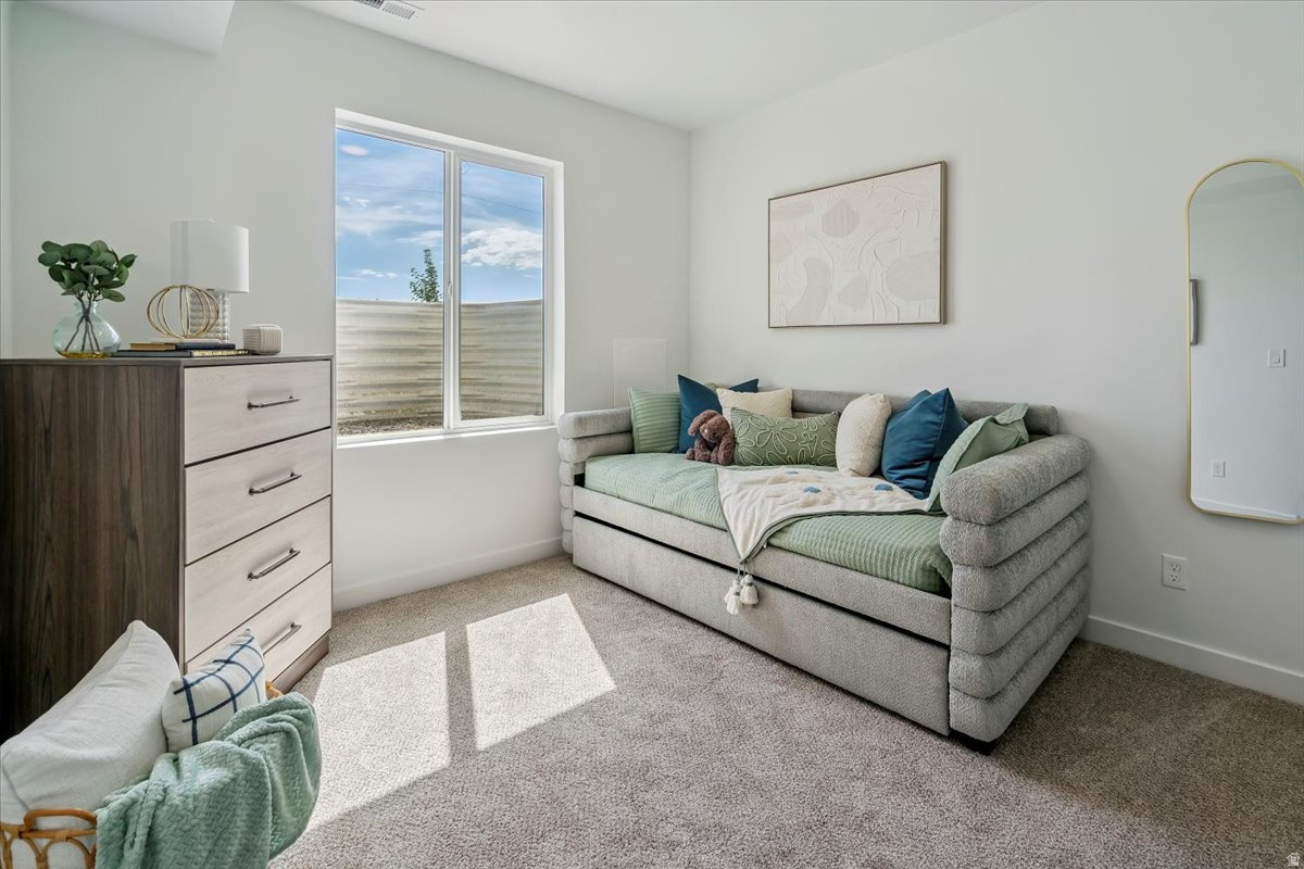 NORTH LAKE MEADOWS - Residential