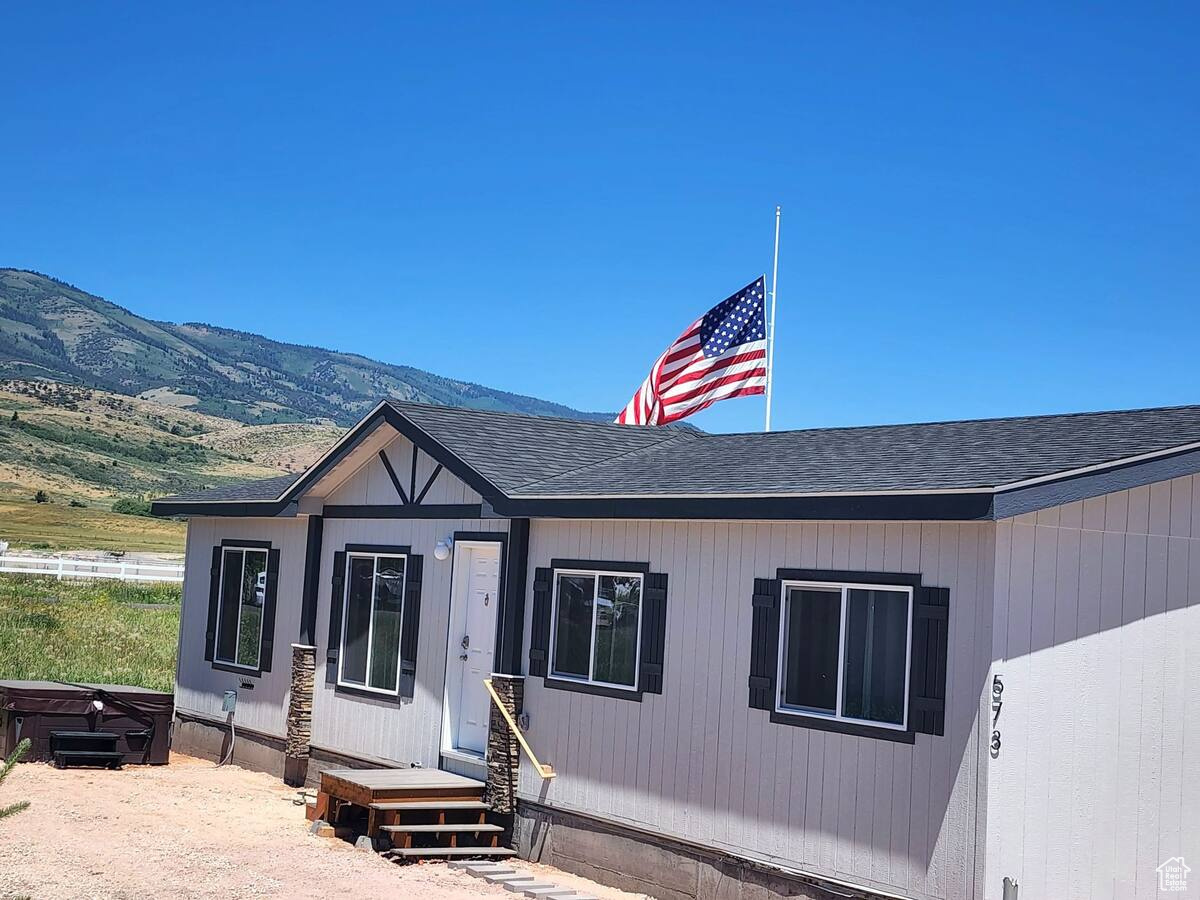 573 S Aspen Dr, Garden City, Utah image 2