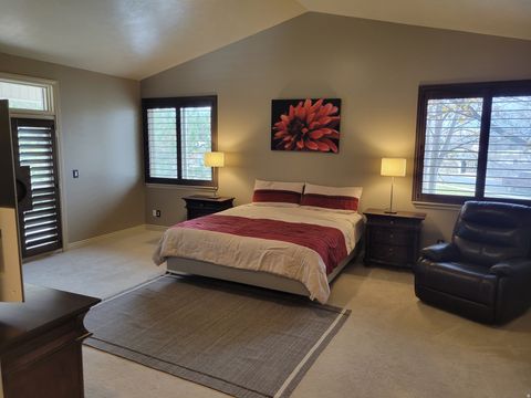 Tiny photo for 2428 W SILVERPOINT WAY S, Bluffdale, UT 84065 (MLS # 2123117)