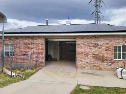 Tiny photo for 2428 W SILVERPOINT WAY S, Bluffdale, UT 84065 (MLS # 2123117)