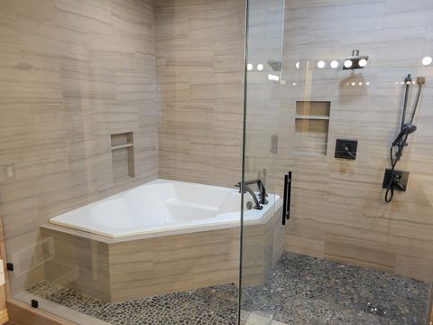 Tiny photo for 2428 W SILVERPOINT WAY S, Bluffdale, UT 84065 (MLS # 2123117)