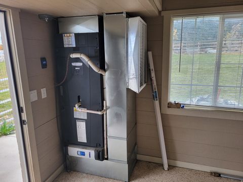 Tiny photo for 2428 W SILVERPOINT WAY S, Bluffdale, UT 84065 (MLS # 2123117)