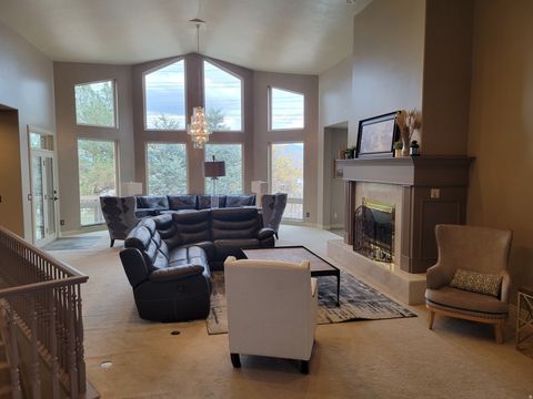 Tiny photo for 2428 W SILVERPOINT WAY S, Bluffdale, UT 84065 (MLS # 2123117)