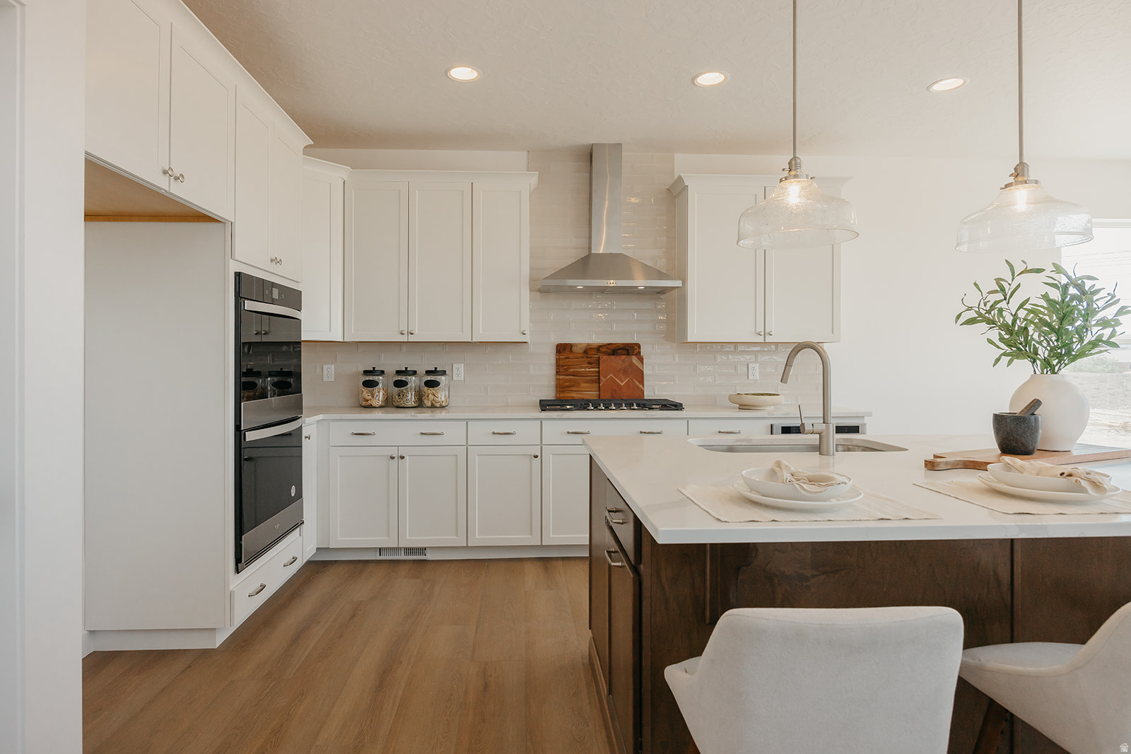 WILLOW ESTATES - Residential