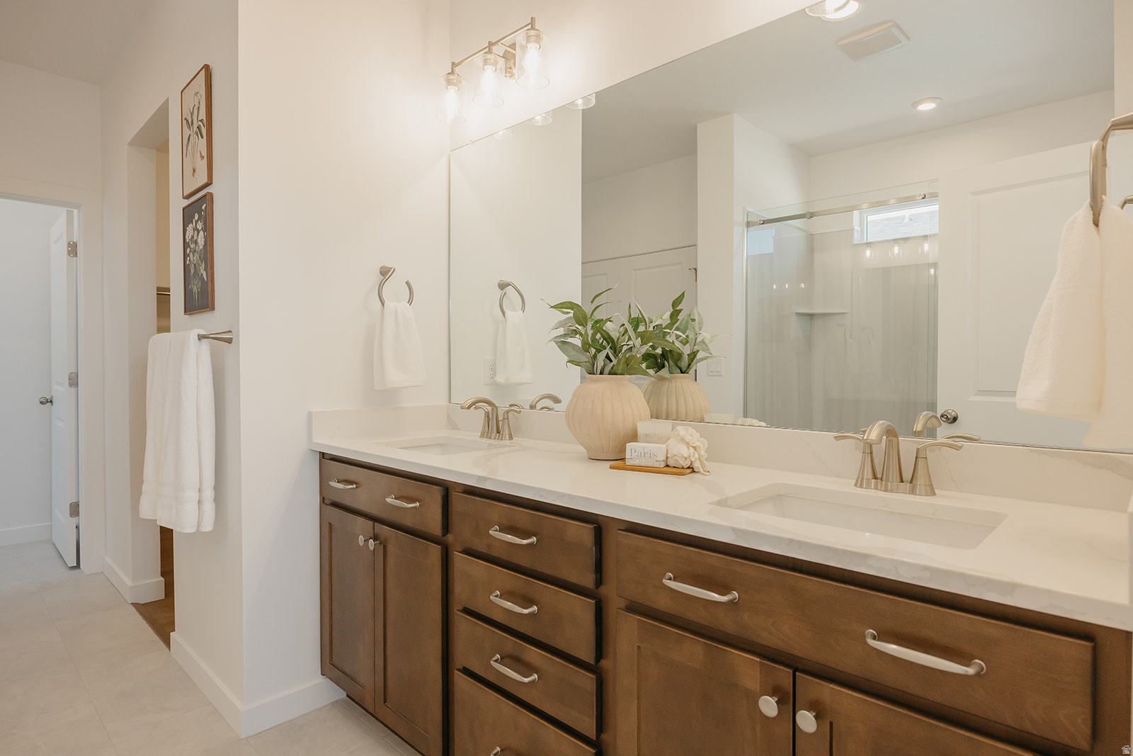 WILLOW ESTATES - Residential