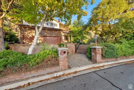 SHERWOOD HILLS - Residential