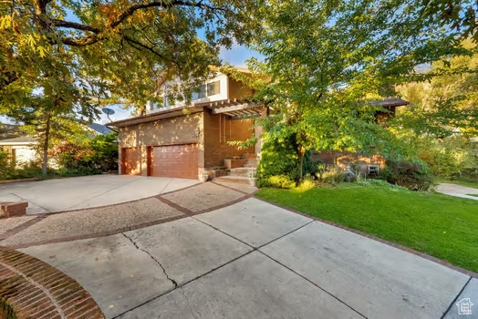 SHERWOOD HILLS - Residential