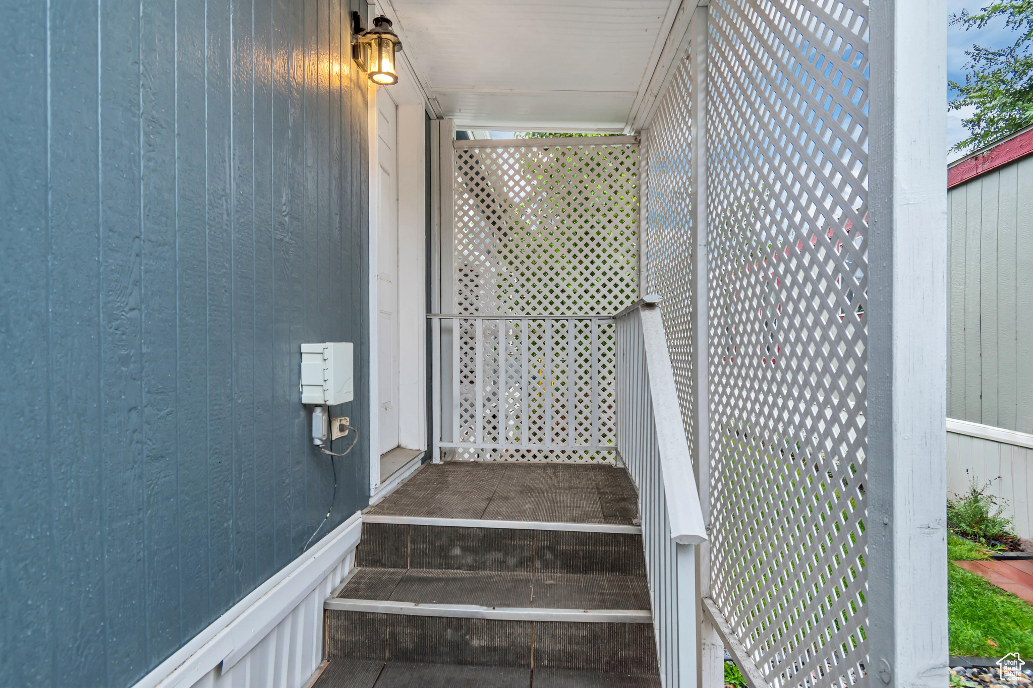 RIVERSIDE MHC - Residential
