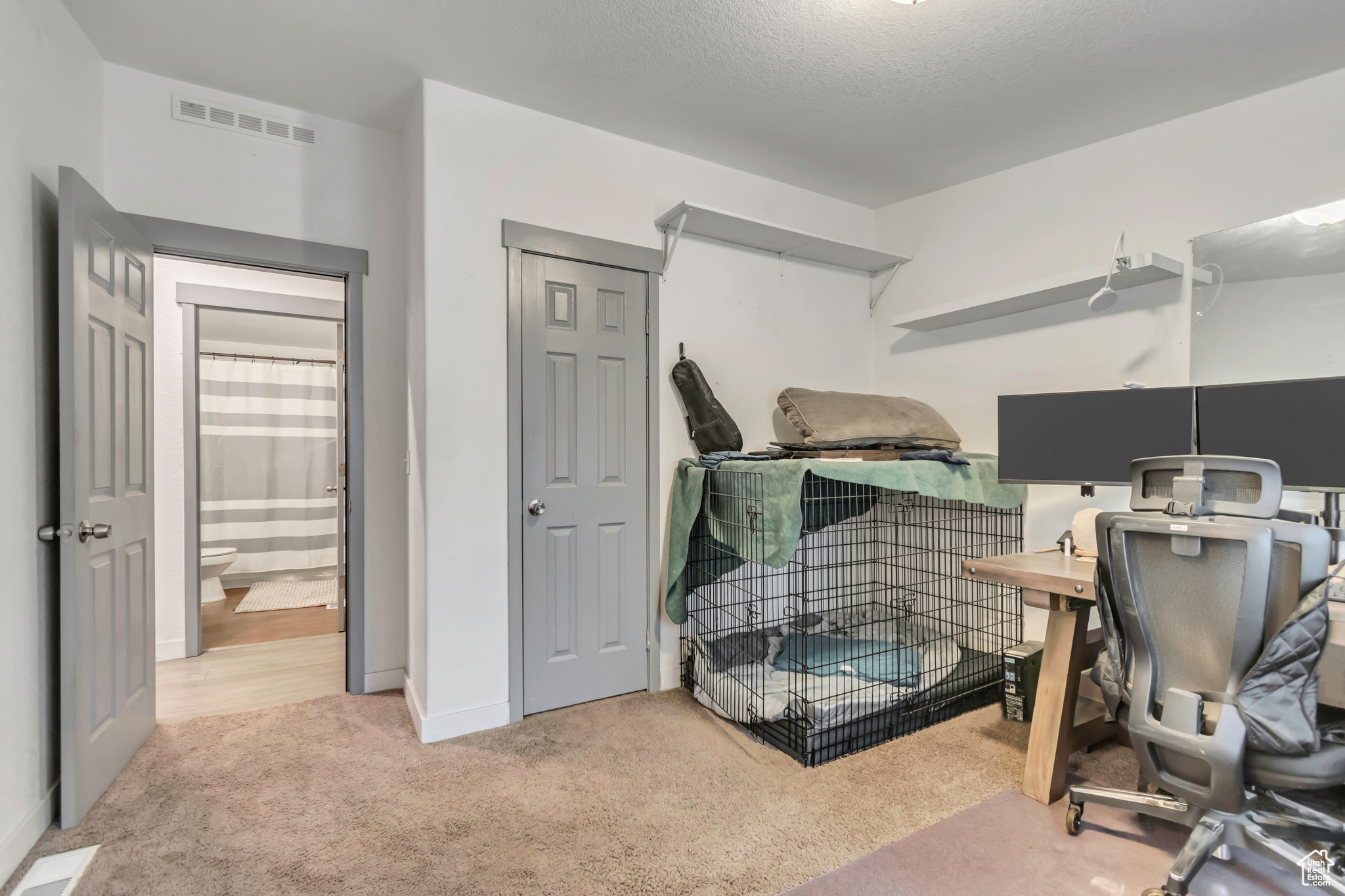 RIVERSIDE MHC - Residential