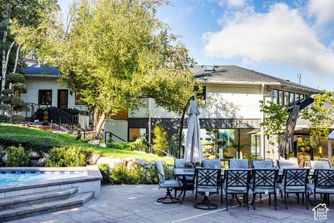 Tiny photo for 3898 E THOUSAND OAKS CIR, Millcreek, UT 84124 (MLS # 2189967)