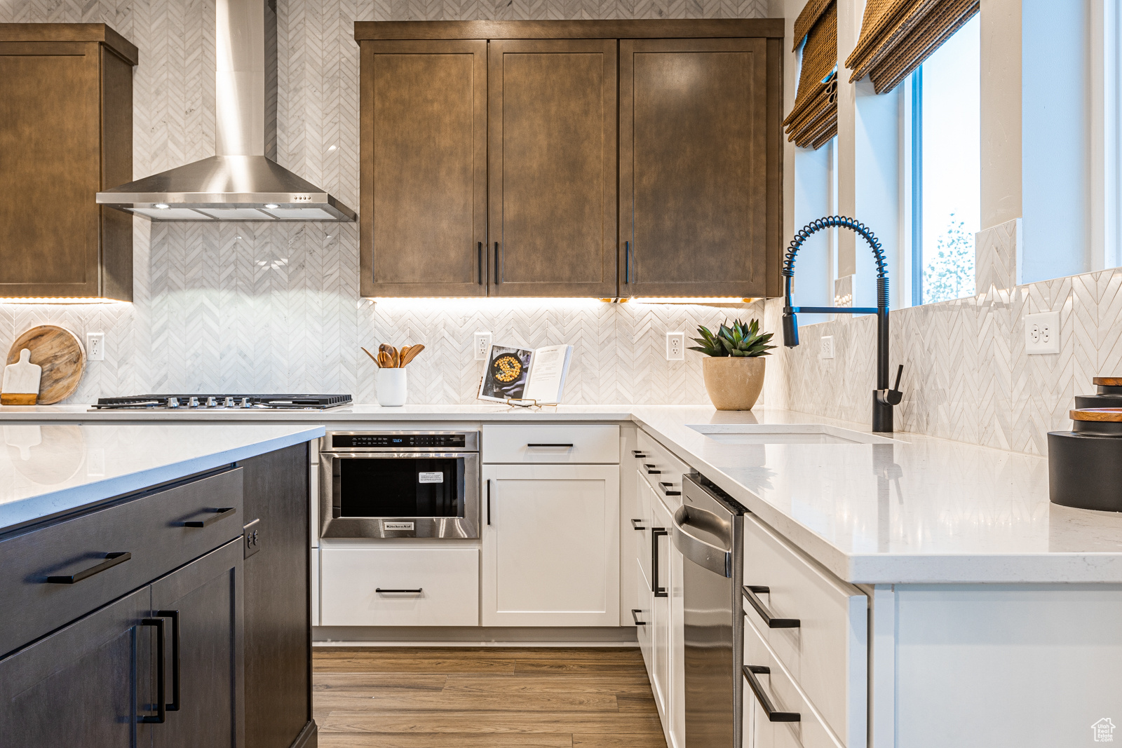 WILLOW ESTATES - Residential