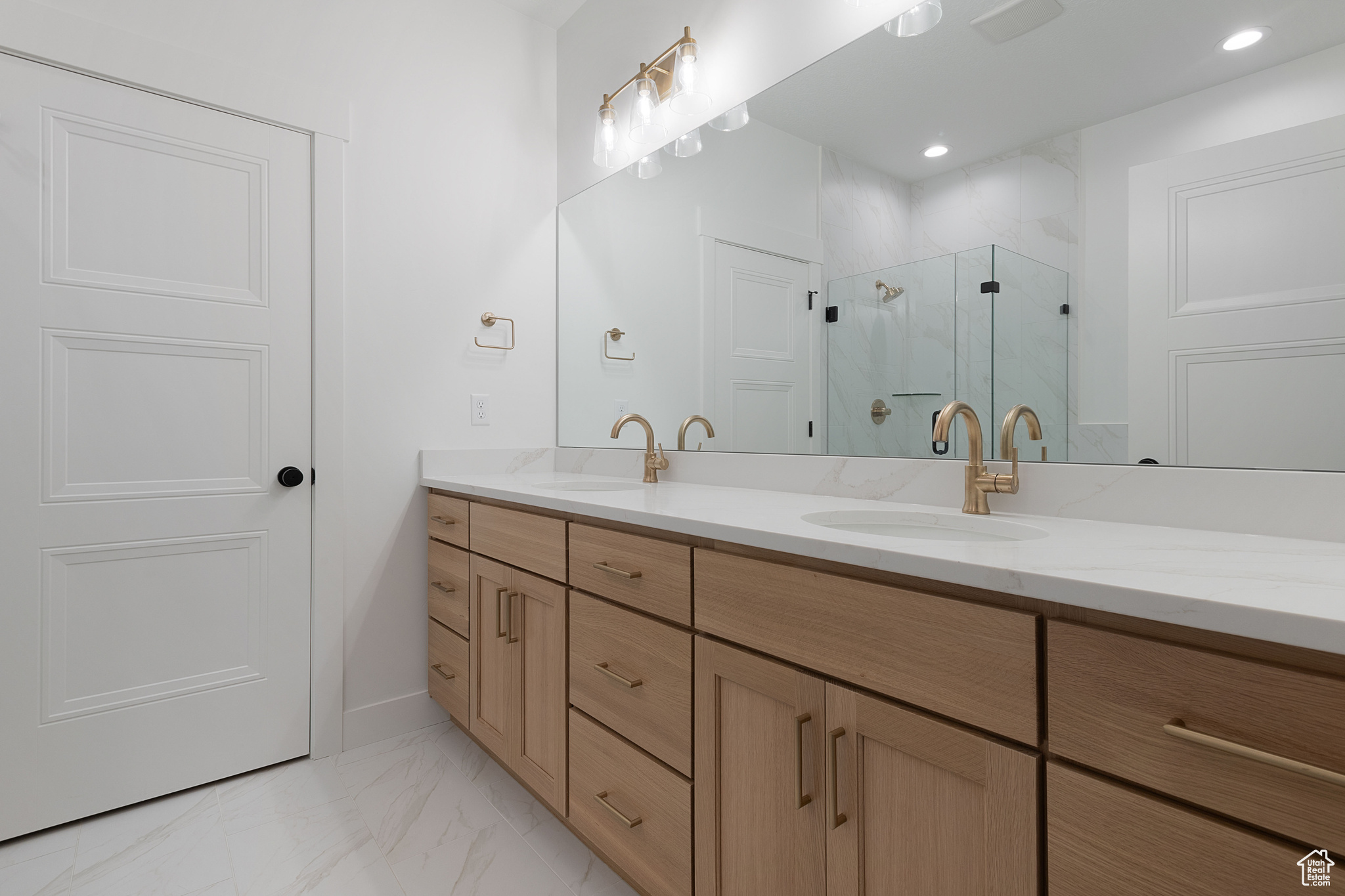 DAYBREAK - Residential