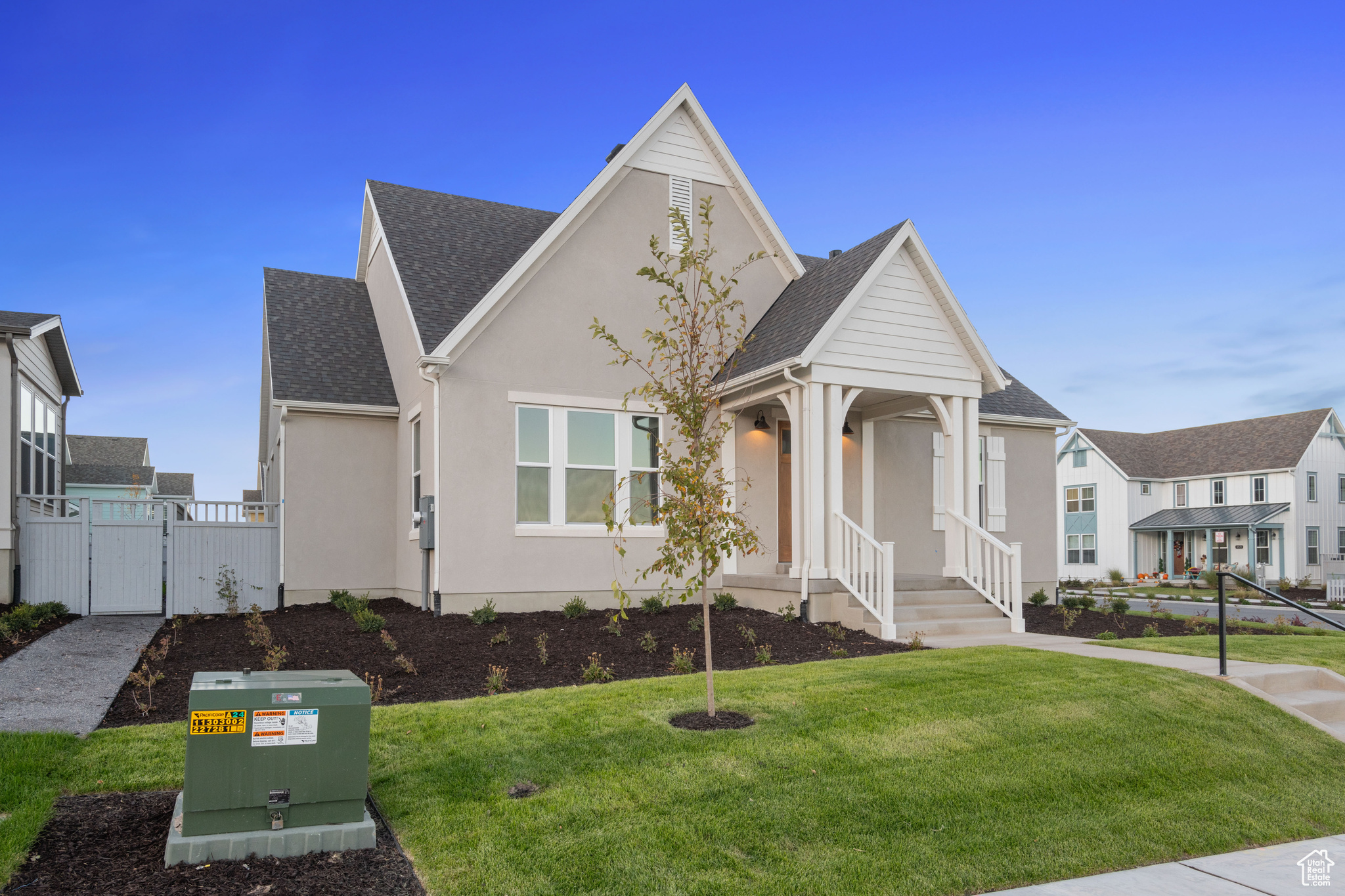 DAYBREAK - Residential