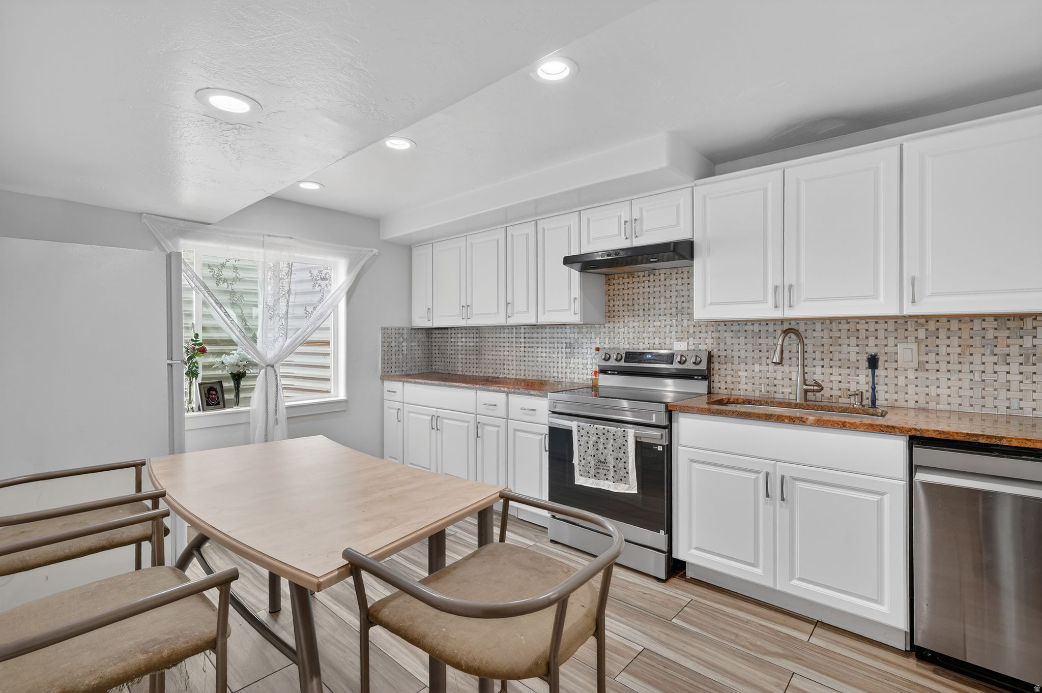 DANIELS GATE SUBDIVISION - Residential