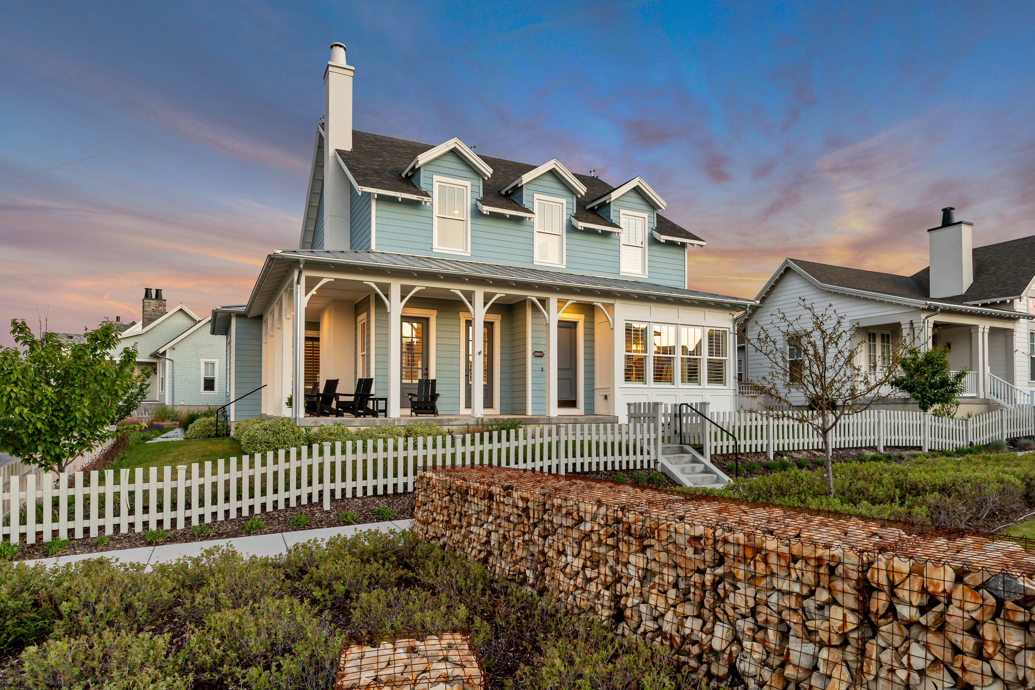 DAYBREAK - Residential