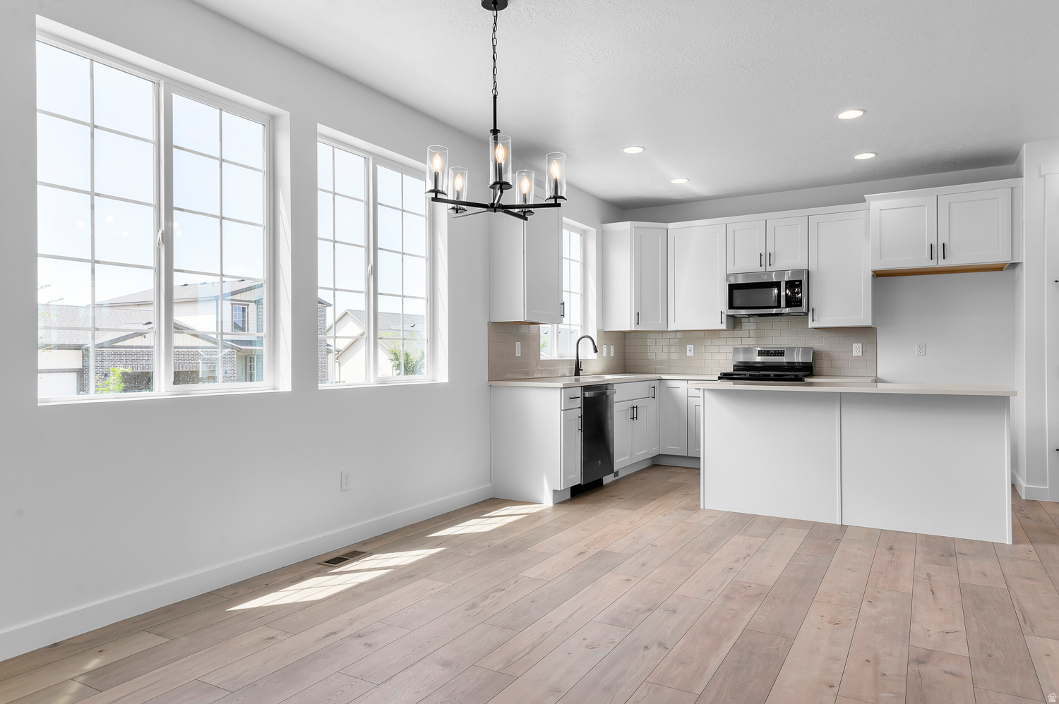 GABLER'S GROVE COLLECTION 219 - Residential