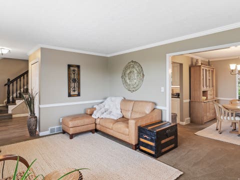 Tiny photo for 557 S MOSS HILL DR, Bountiful, UT 84010 (MLS # 2173625)