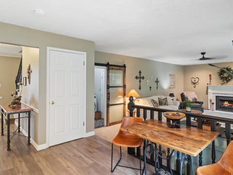 Tiny photo for 557 S MOSS HILL DR, Bountiful, UT 84010 (MLS # 2173625)