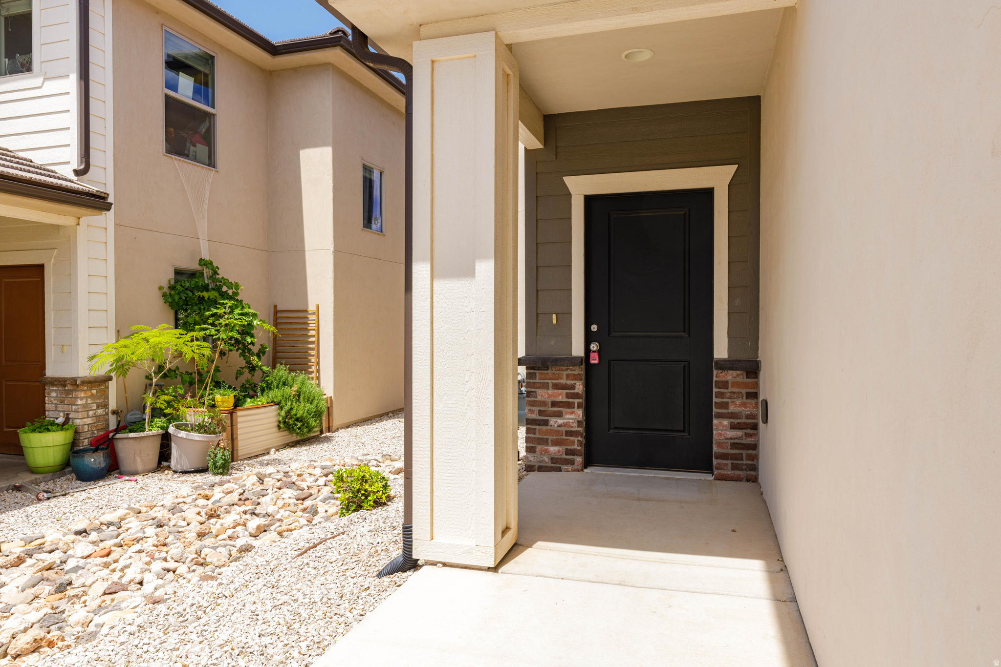 DESERT HOLLOW PH 6-8 - Residential