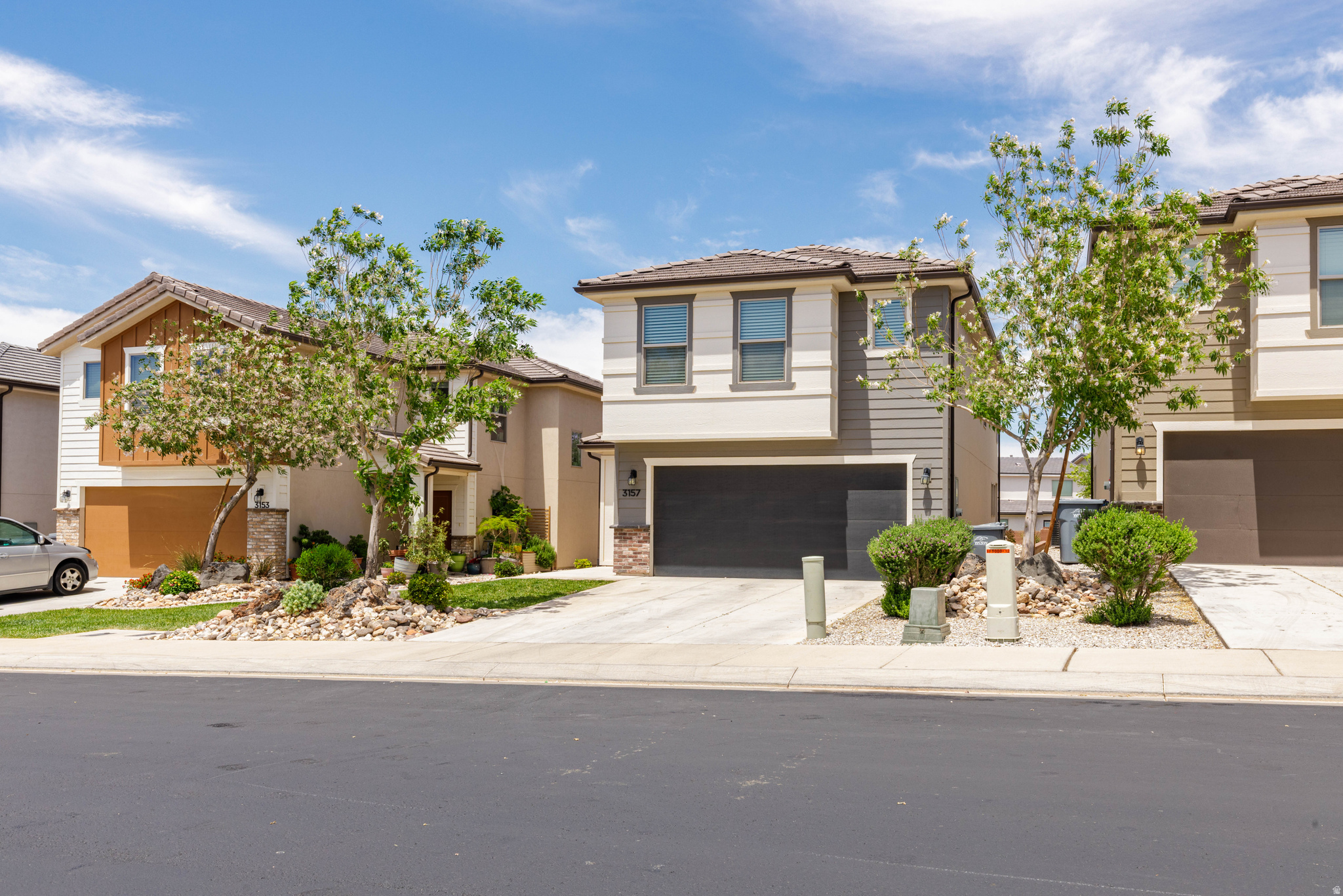 DESERT HOLLOW PH 6-8 - Residential
