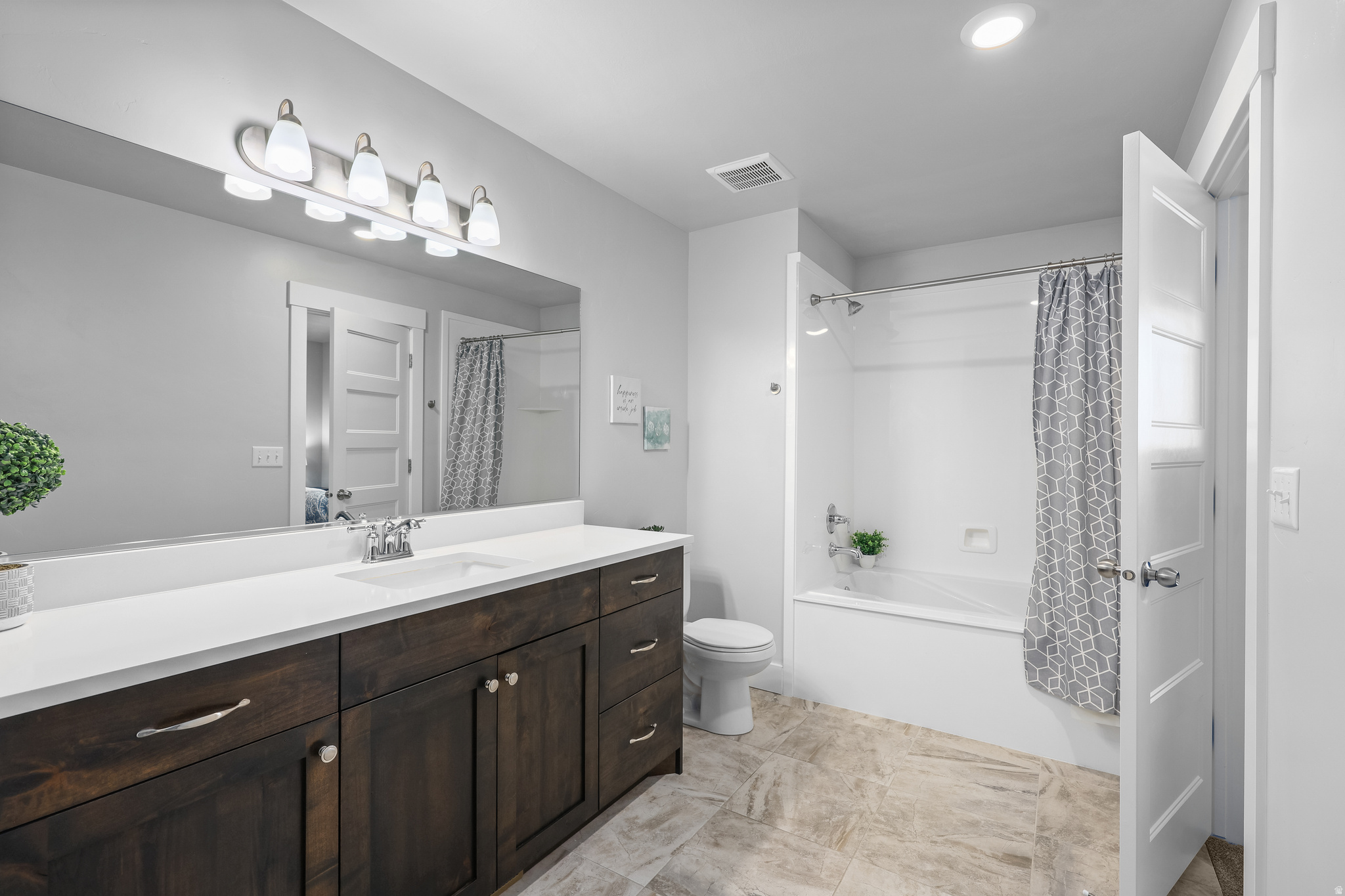 AMBER FIELDS - Residential