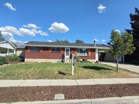 Tiny photo for 7593 S CASA GRANDE CIR, Midvale, UT 84047 (MLS # 2110225)