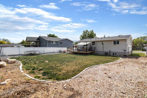 Tiny photo for 660 N 420 W, Lehi, UT 84043 (MLS # 2155440)
