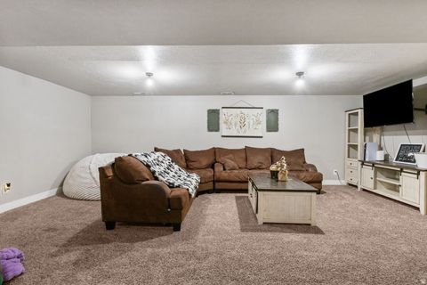 Tiny photo for 660 N 420 W, Lehi, UT 84043 (MLS # 2155440)