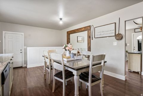 Tiny photo for 660 N 420 W, Lehi, UT 84043 (MLS # 2155440)