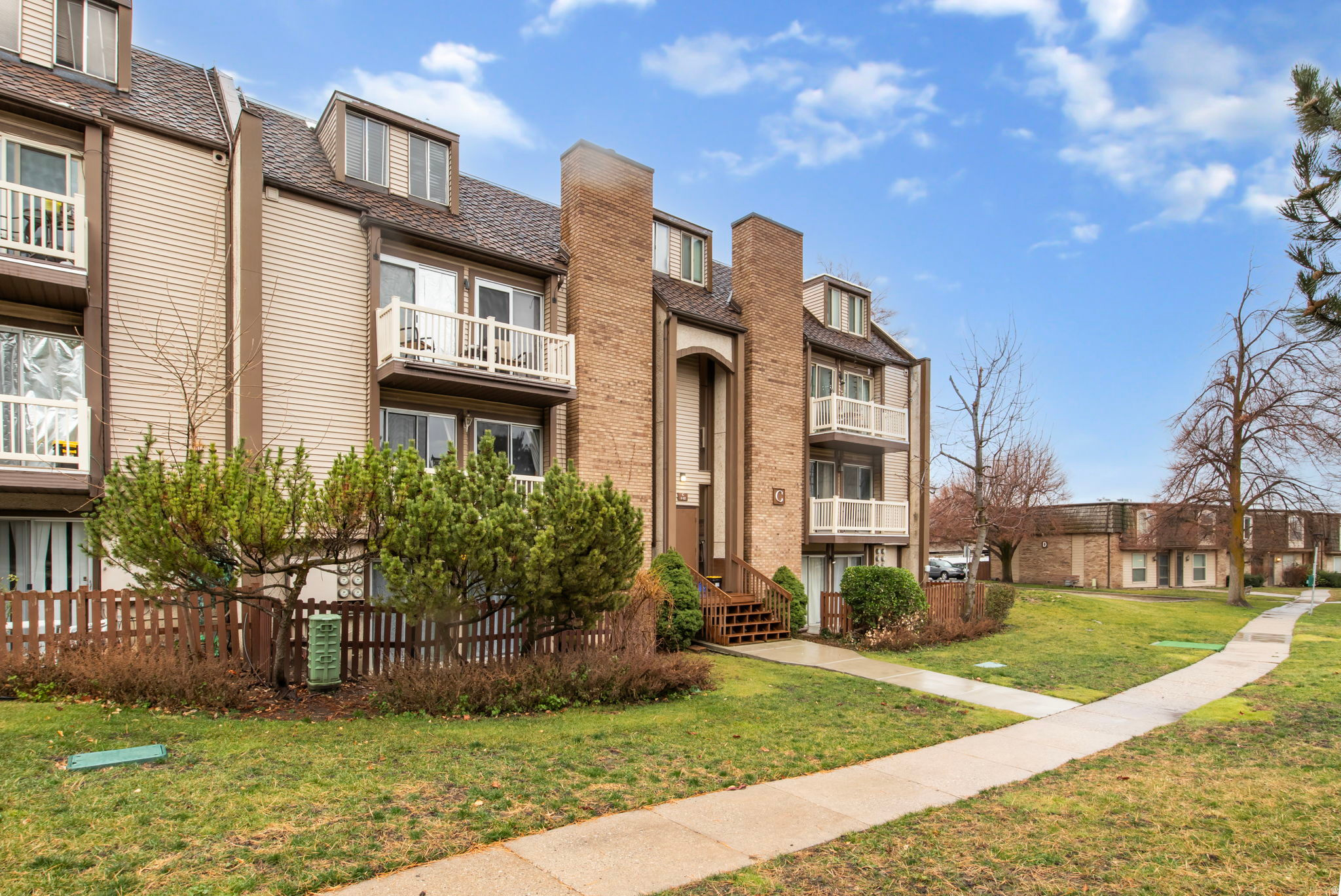 CEDAR SPRINGS - Residential