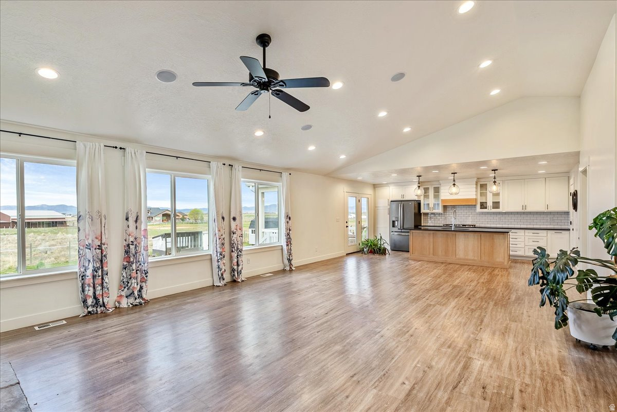 NORTH SUNSET MEADOWS SUBDIVISION - Residential