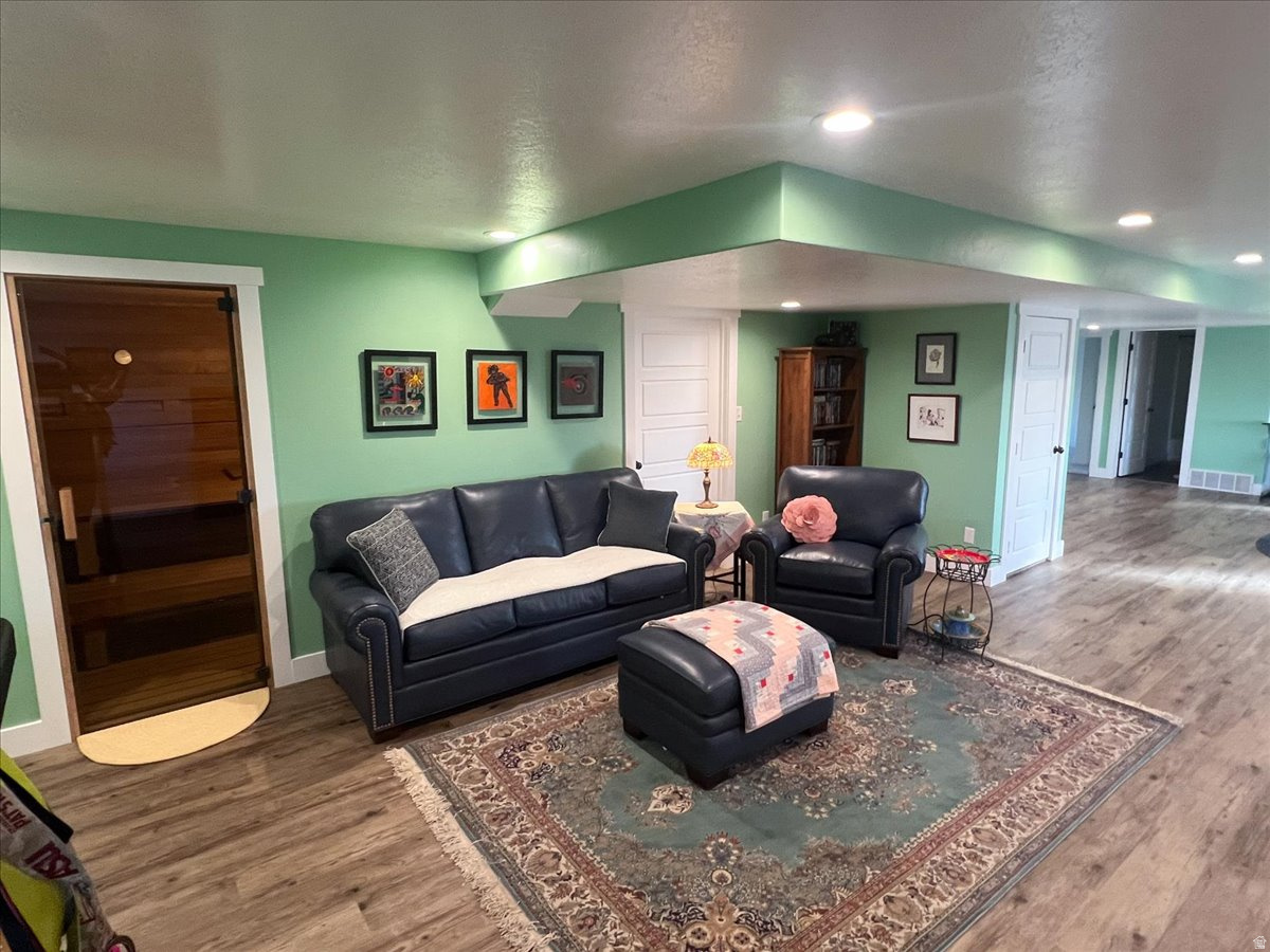 NORTH SUNSET MEADOWS SUBDIVISION - Residential