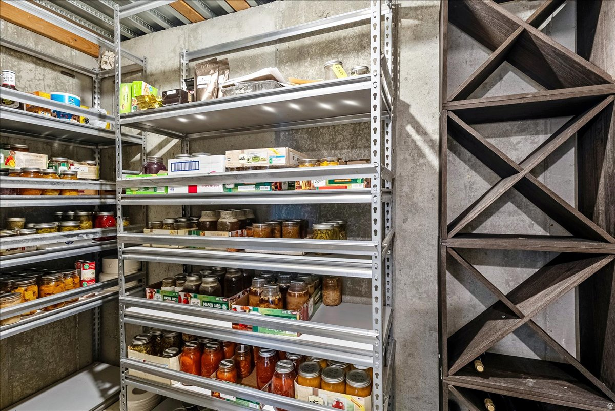 NORTH SUNSET MEADOWS SUBDIVISION - Residential