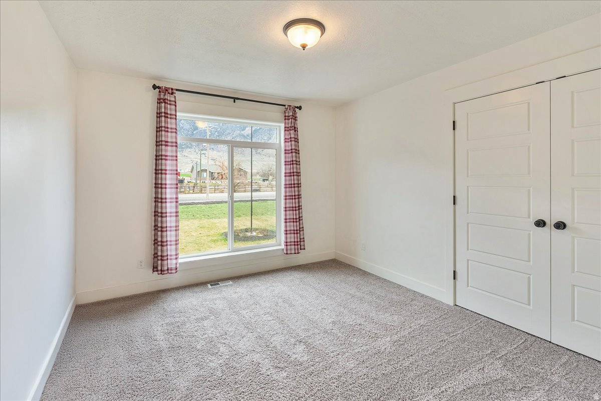 NORTH SUNSET MEADOWS SUBDIVISION - Residential