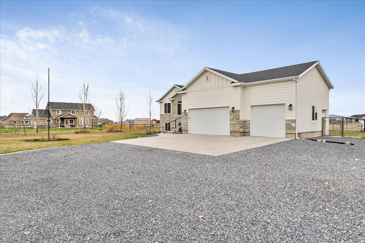 NORTH SUNSET MEADOWS SUBDIVISION - Residential