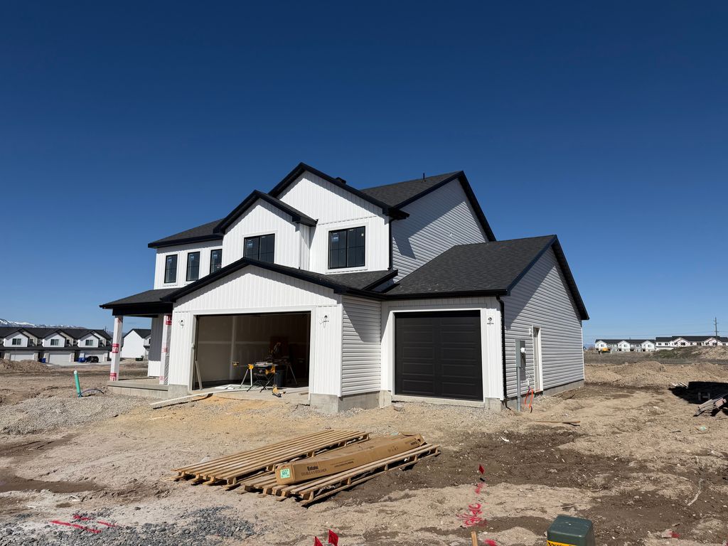 Photo of 241 W 550 N, Smithfield, UT 84335 (MLS # 2142493)