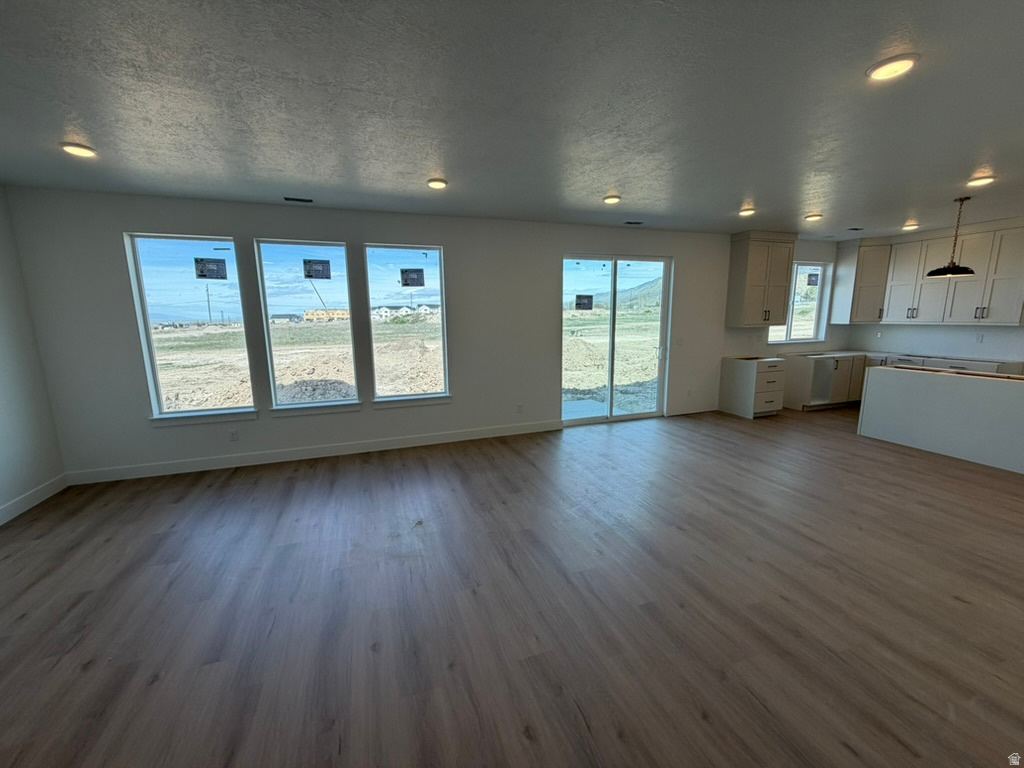 GOLDEN FOREST - Residential