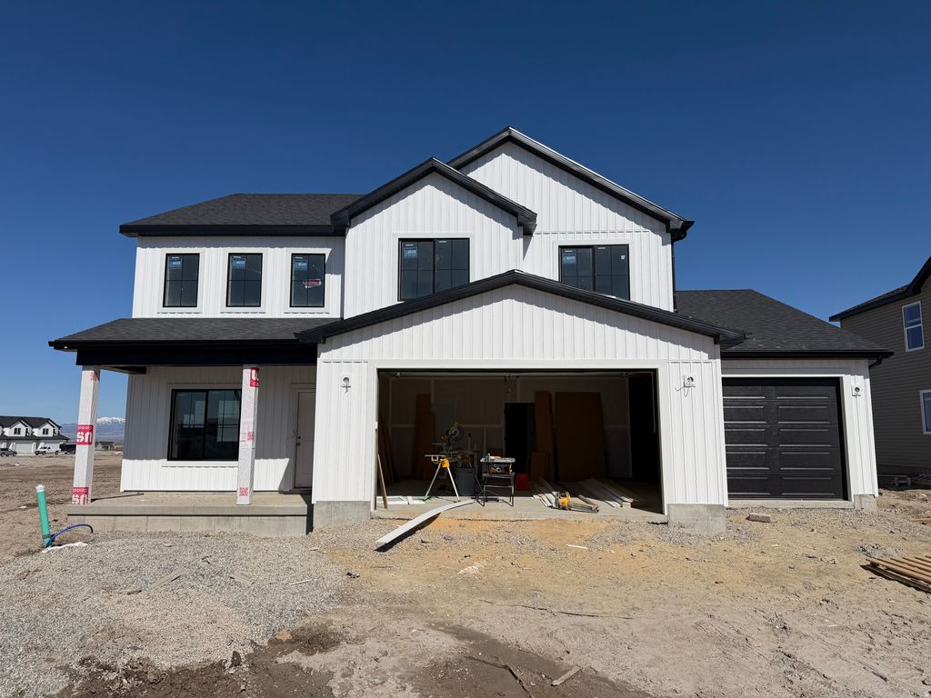 Photo of 241 W 550 N, Smithfield, UT 84335 (MLS # 2142493)