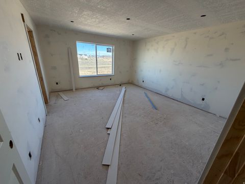 Tiny photo for 241 W 550 N, Smithfield, UT 84335 (MLS # 2142493)