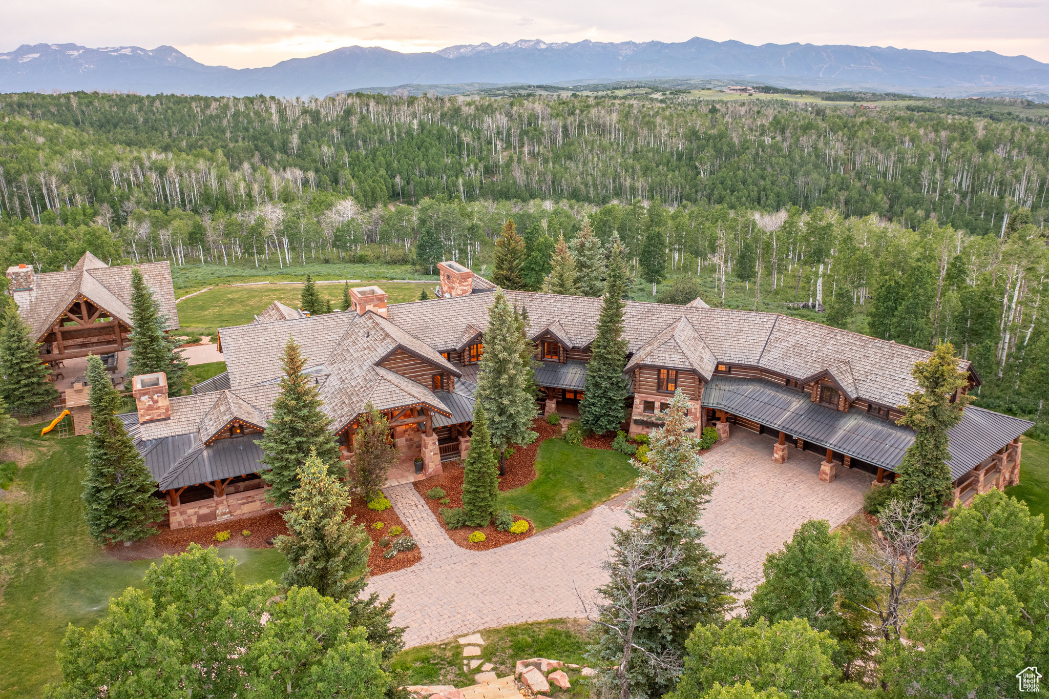 WOLF CREEK RANCH - Residential