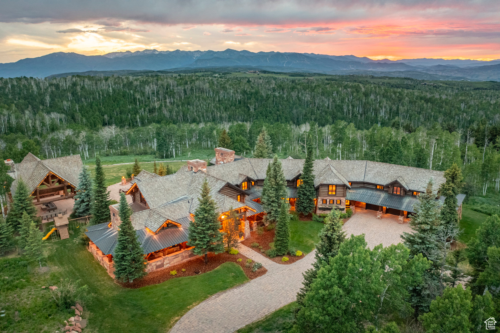 WOLF CREEK RANCH - Residential